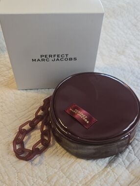 Marc Jacobs Round Key & Card Holder in Deep Plum Makeup Bag Wristlet